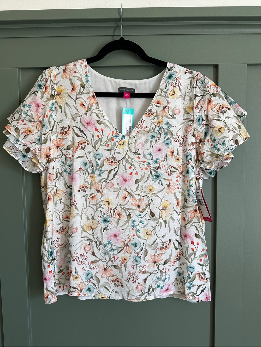 Vince Camuto Cream Floral V-Neck Flutter Sleeve Top